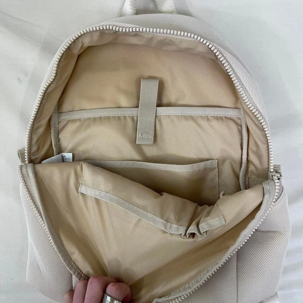 Beige‎ backpack with gray accents